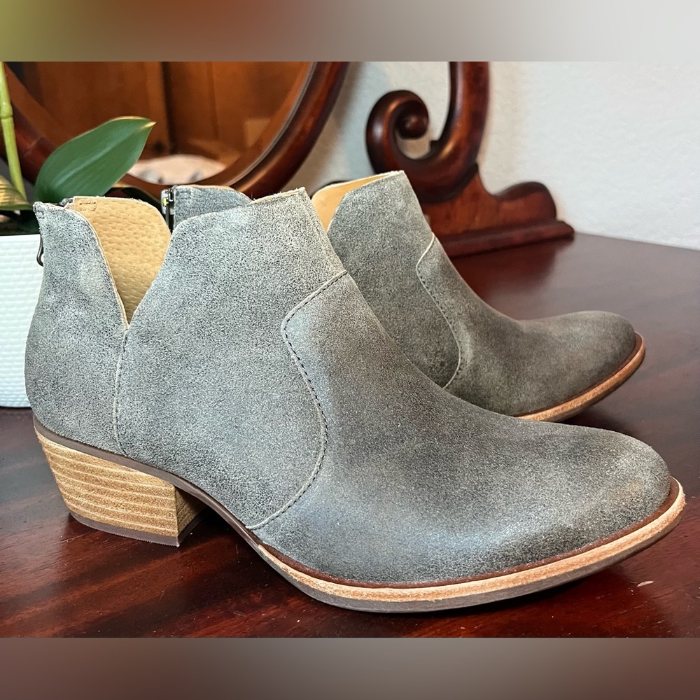 Kork-Ease Dark Taupe Gray Suede Ankle Booties